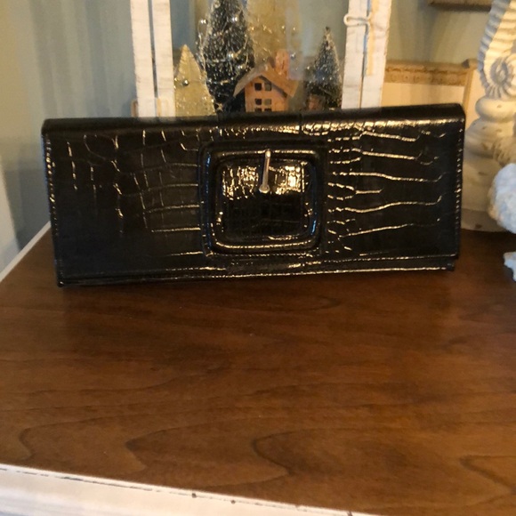 Black Faux Crocodile Embossed Clutch. - Picture 1 of 14